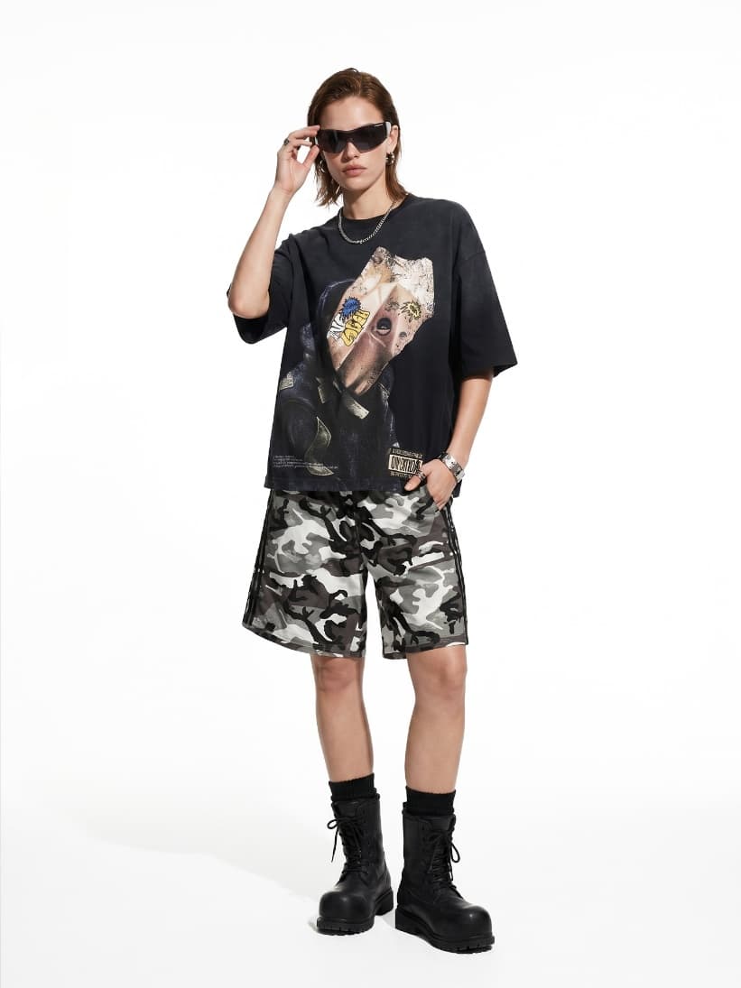 GorgeousBen Men Portrait Graffiti Print Short Sleeve T-Shirt Loose Drop Shoulder American Streetwear 2026 Summer New Multiple Sizes Availabl — main view