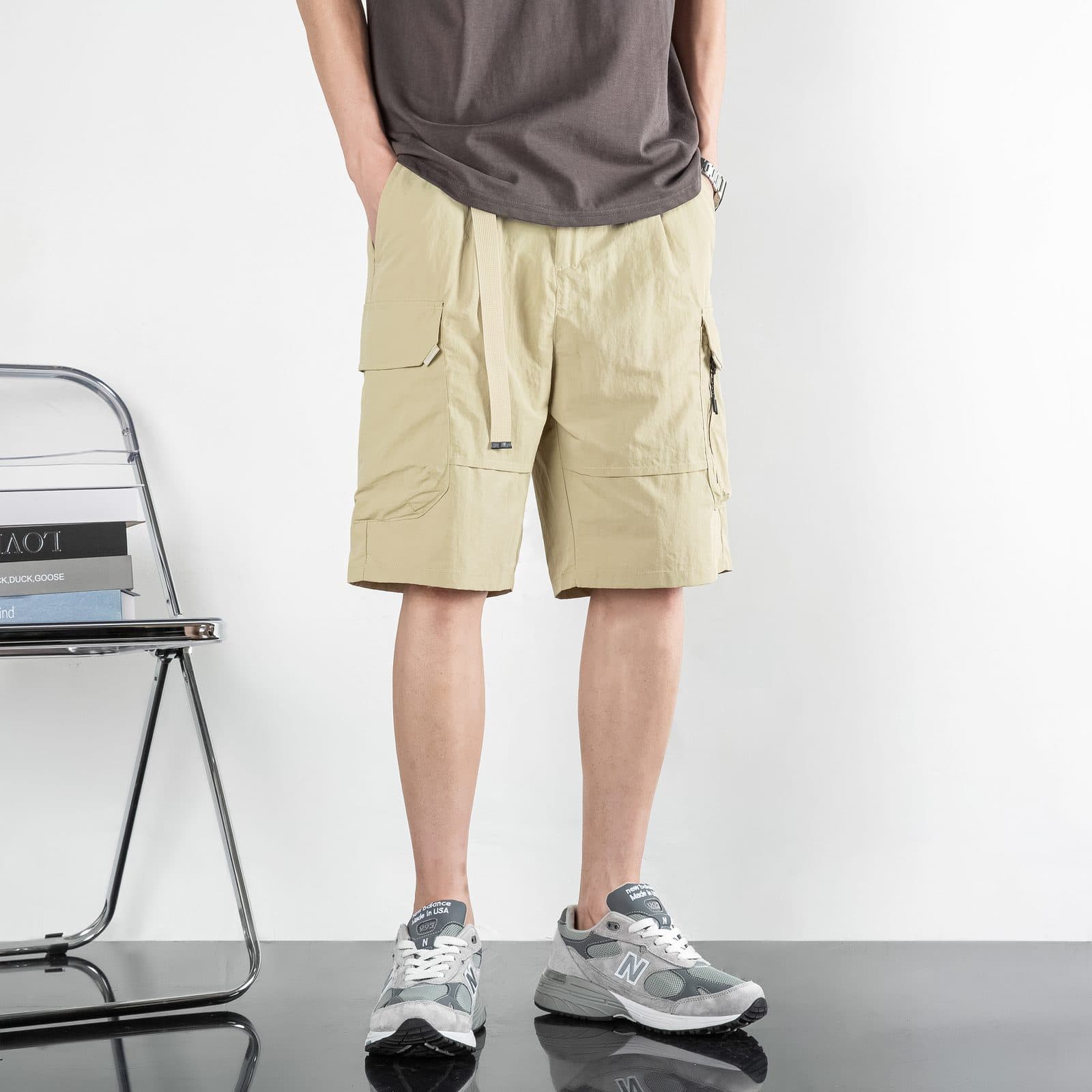 GorgeousBen Men's loose shorts five point pants casual sports pants buckle belt outside wearing. — view 6