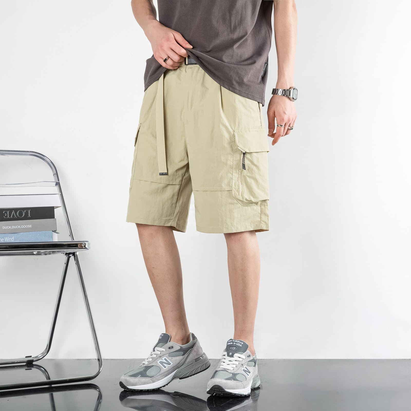 GorgeousBen Men's loose shorts five point pants casual sports pants buckle belt outside wearing. — view 9