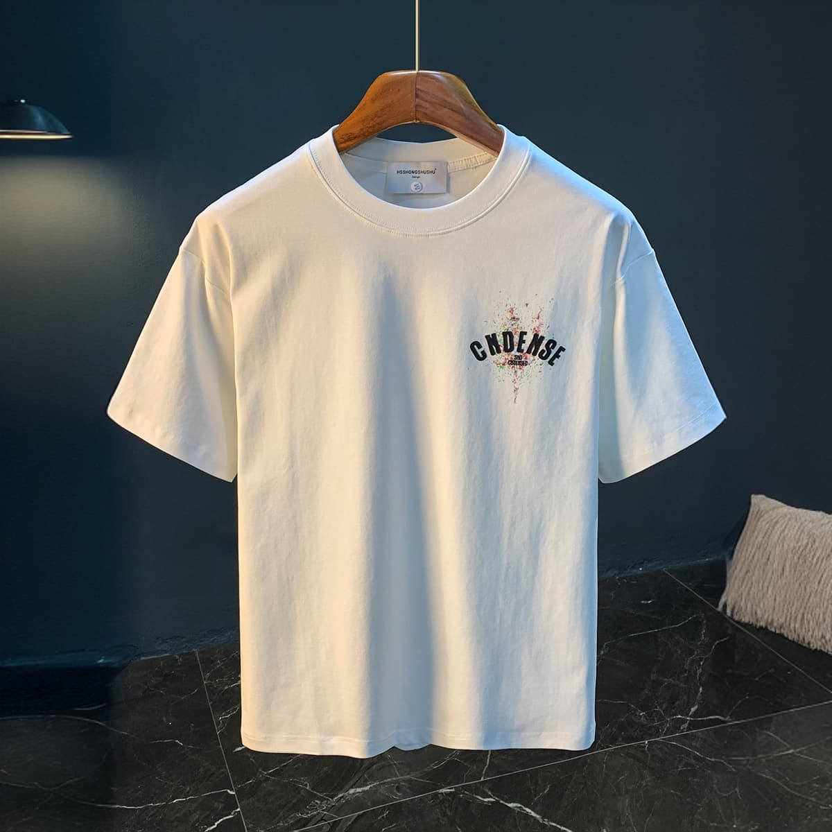 GorgeousBen Summer new graffiti painted loose short sleeved T-shirt for men 2025 thin casual printed half sleeved T-shirt. — view 3